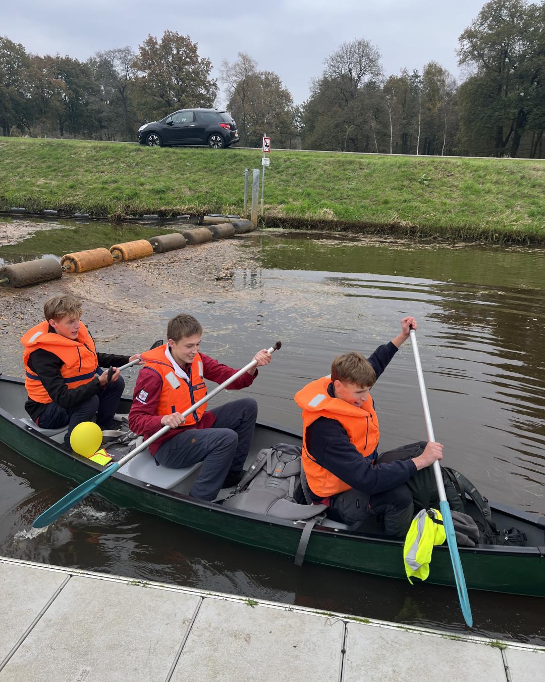 Kanoën bij de E hike