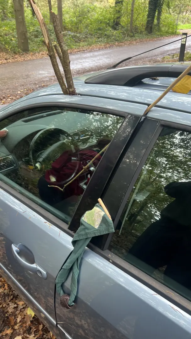 Als de auto op slot is en je sleutel in de kofferbak ligt, begint het bij de pooltochtendas, daarna heb je ruimte om verder in te breken 😆💪🏻